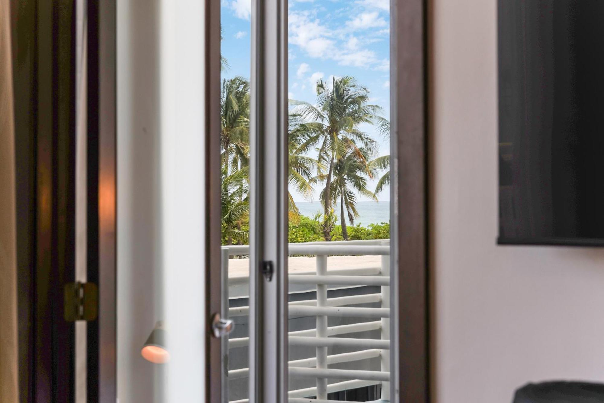Strand Ocean Drive Suites Miami Beach Szoba fotó